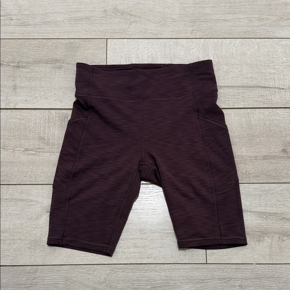 Lululemon Purple Heathered Biker Shorts Size 8 Side Pocket Athletic Running Yoga